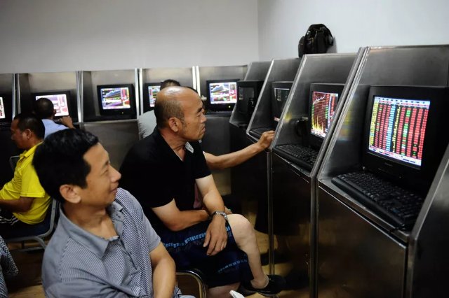 Китайским городским магазинам приказали начать использовать утвержденные правительством маршрутизаторы