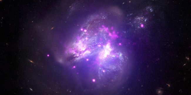 Ученые впервые засняли формирование джета черной дыры